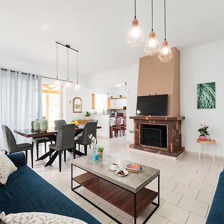 Villa Perla ลาร์ดอส ภายนอก รูปภาพ